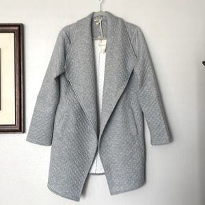 NWT Hem & Thread Quilted Gray Wrap Front Jacket/Sweater Pockets Size Medium